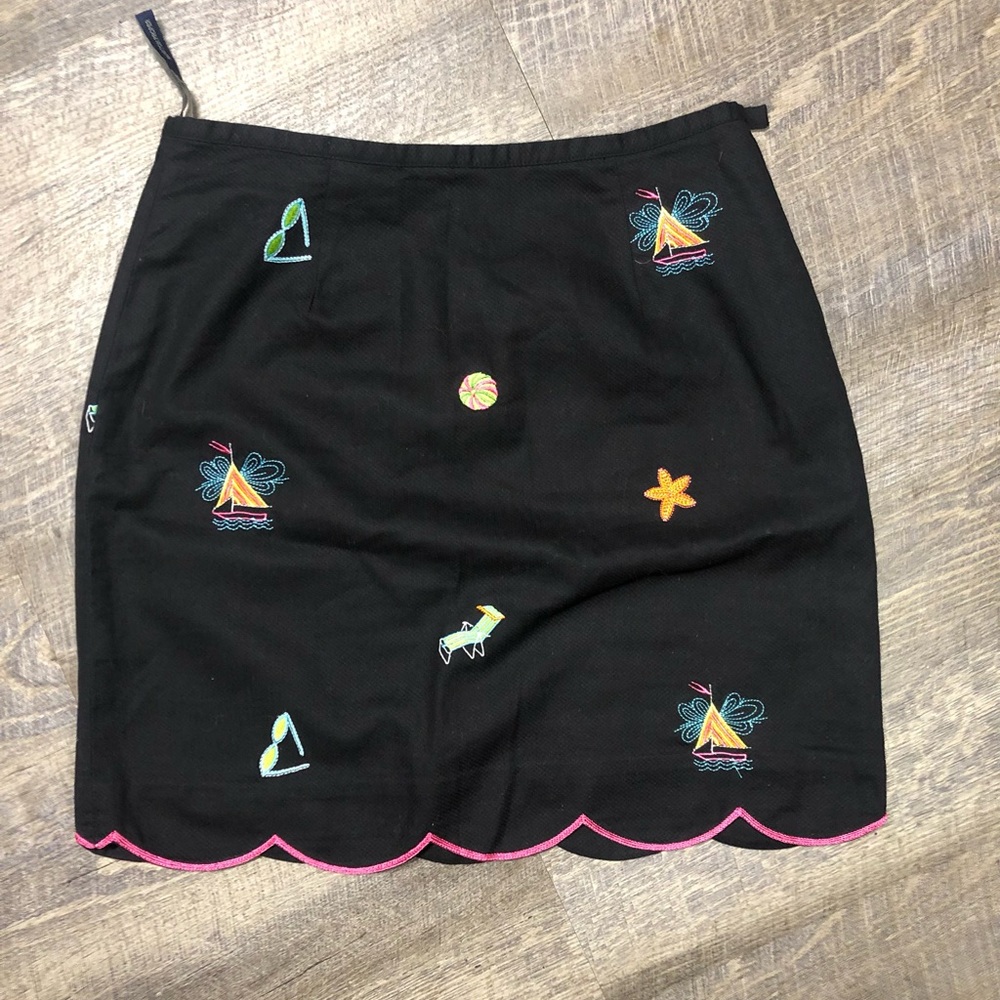 Boston Proper Black Scallop Skirt with Pink Trim Women’s Size 6